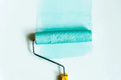 Peinture intérieure à Couffoulens — murs, plafonds et boiseries
